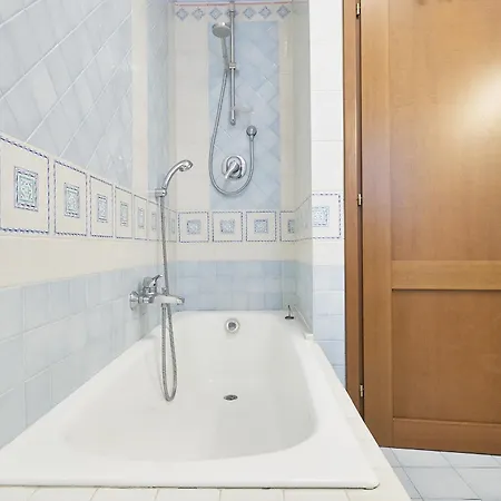 דירה Acquamarina אלסיו