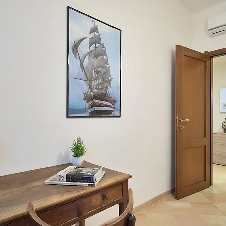 Acquamarina דירה *